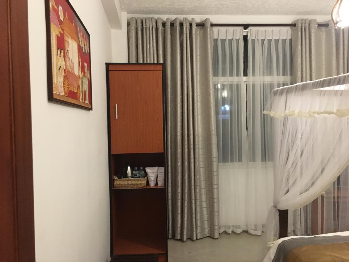 Dumbara Peak Residence Kandy Esterno foto