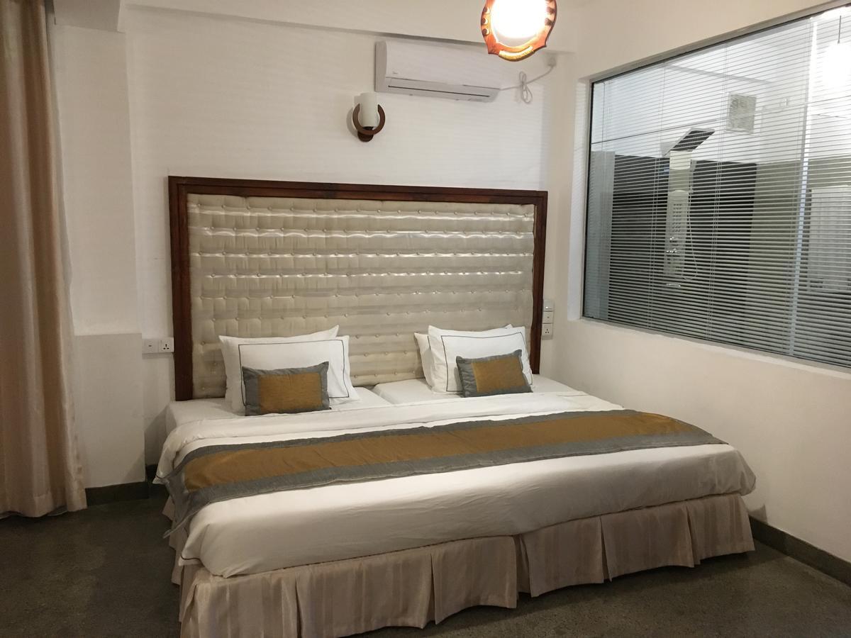 Dumbara Peak Residence Kandy Esterno foto