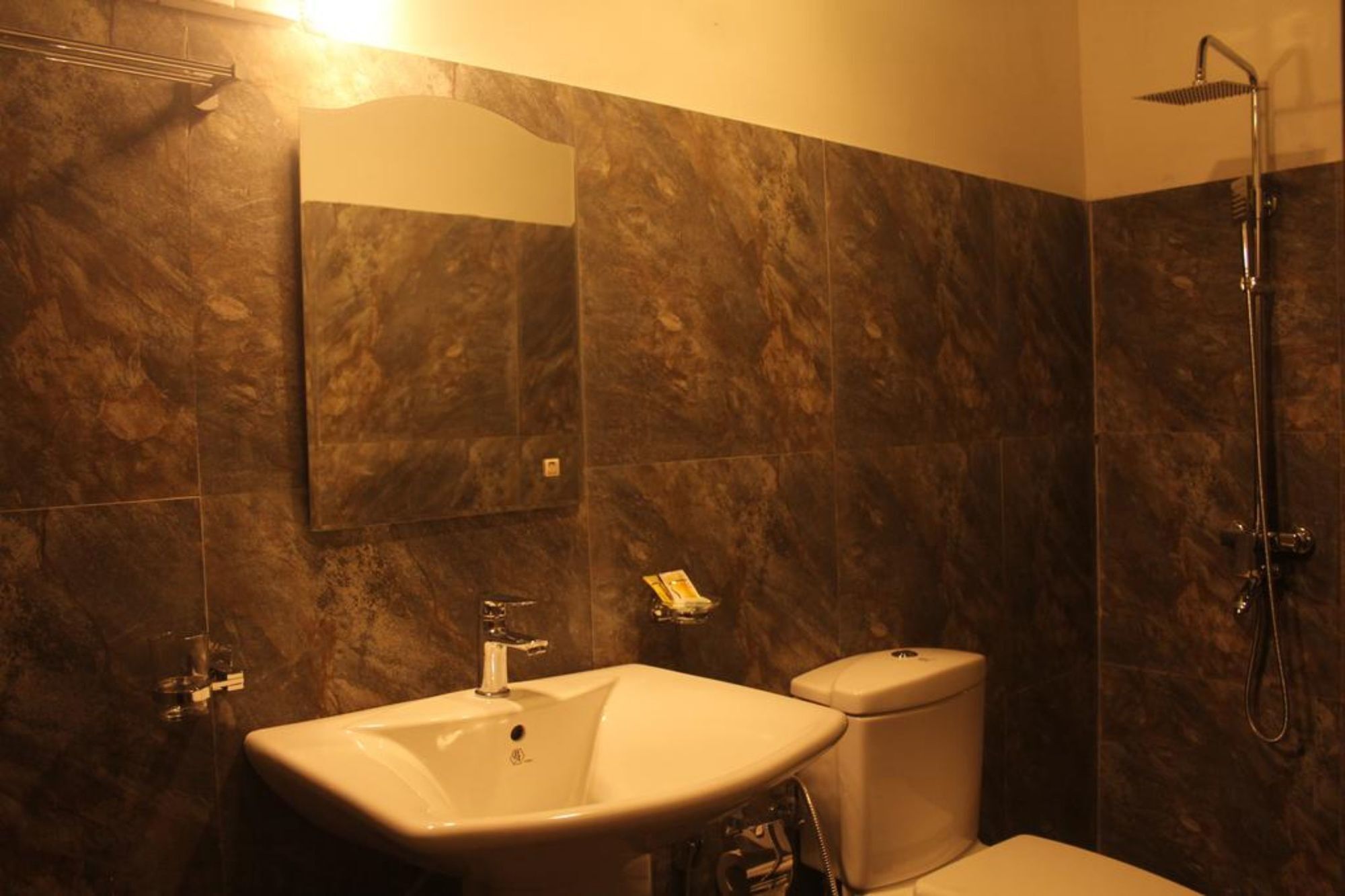 Dumbara Peak Residence Kandy Esterno foto
